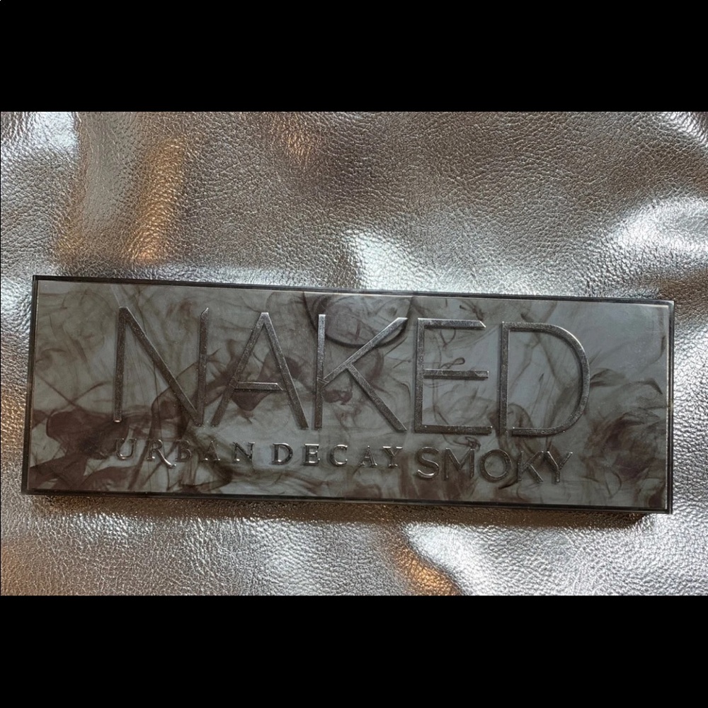 Urban Decay Smoky Palette